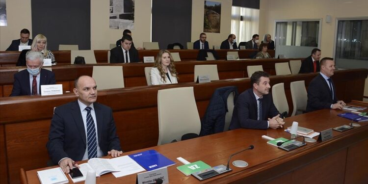 Gradsko vijeće Mostara: Ponovo prekinuta konstituirajuća sjednica, odgođen izbor gradonačelnika