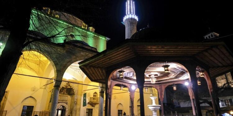 Večeras nastupa odabrana noć za muslimane Lejletu-r-regaib