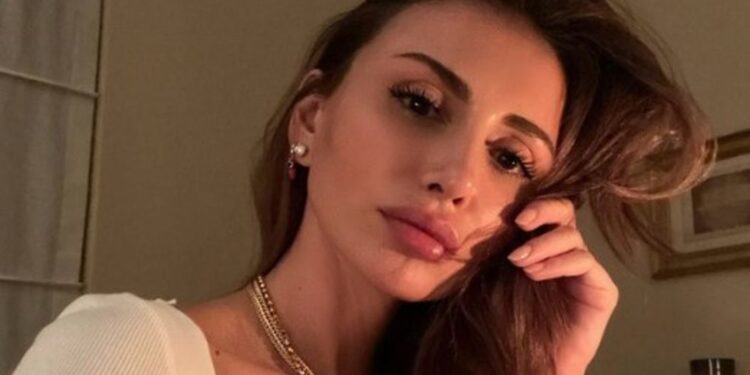 EMINA JAHOVIĆ ISKRENO: NEDOSTAJE MI SVE ŠTO SAM MRZILA PRIJE