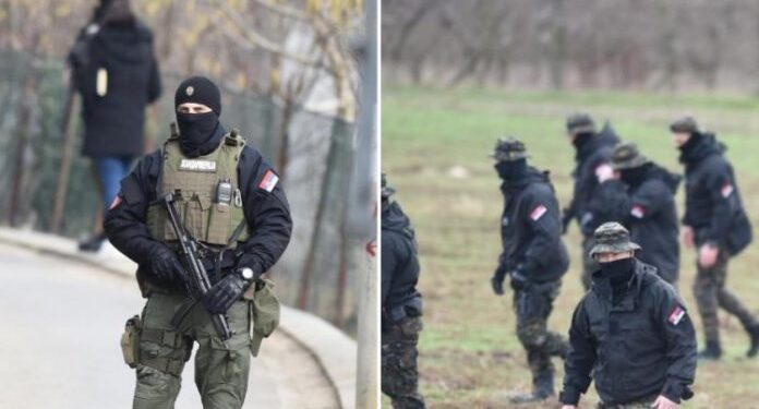 POLICAJCI ČEŠLJAJU TEREN U POTRAZI ZA TIJELIMA ŽRTAVA VELJE NEVOLJE