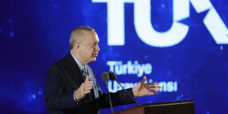 Erdogan optužio SAD da podržava PKK