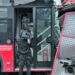 U Nišu uhapšeni Pišonja i Žuga: Pijani ukrali autobus i napravili haos, pa se zakucali u stub
