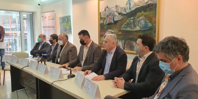 POTPISANI UGOVORI ZA SUBVENCIONISANJE SAMOZAPOŠLJAVANJA 45 LICA IZ NOVOG PAZARA, TUTINA I SJENICE