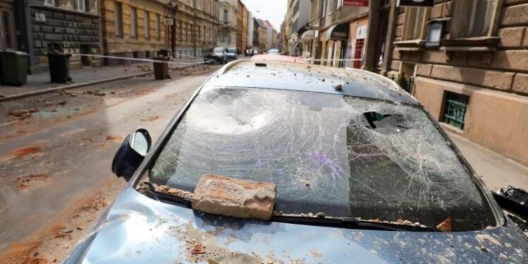 TLO I DALJE PODRHTAVA: POPRILIČNO JAK ZEMLJOTRES NA PODRUČJU PETRINJE I SISKA