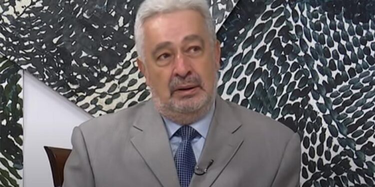 Crna Gora: BRUKA I SRAMOTA Krivokapiću bitniji mercedesi od oboljelih u Domu starih, radnika bez plata i bolnice Meljinama!