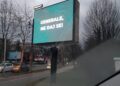 SARAJEVO ISPUNJENO BILBORDIMA PODRŠKE ATIFU DUDAKOVIĆU: GENERALE NE DAJ SE!