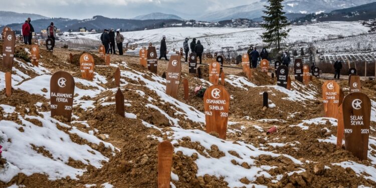 U Sarajevu za sutra zakazano 36 dženaza i sahrana