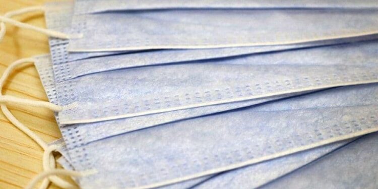 Ekološka bomba: Milioni bačenih maski svakog minuta