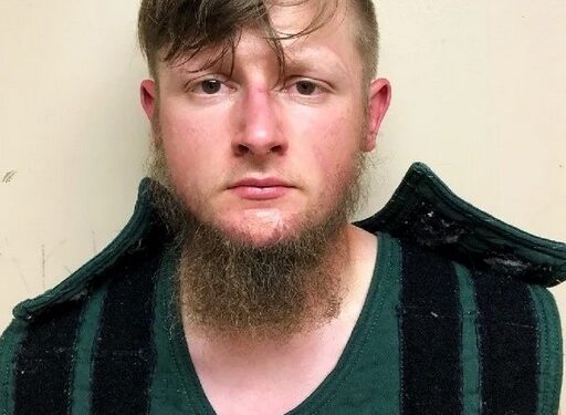 KRVAVI POHOD: PUCAO U TRI SALONA ZA MASAŽU I UBIO OSAM OSOBA U AMERICI