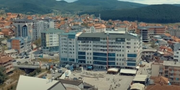 Tutin bez vode do 16 sati, popravlja se kvar na mreži