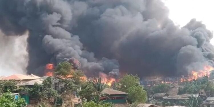 Požar u kampu sa Rohingya izbjeglicama u Bangladešu: Poginule najmanje tri osoba