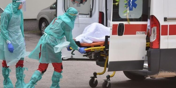 Novi Pazar / Preminula jedna osoba, 12 na respiratorima