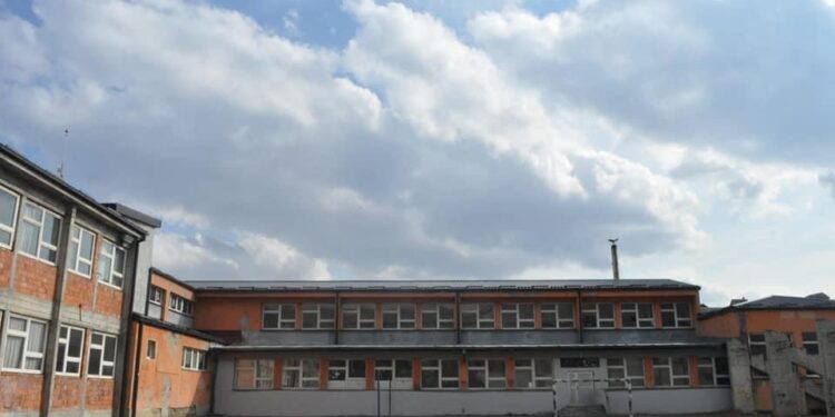 Sindikat OŠ “Desanka Maksimović”: Edin Zećirović (SPP) uvrijedio sve prosvjetne radnike