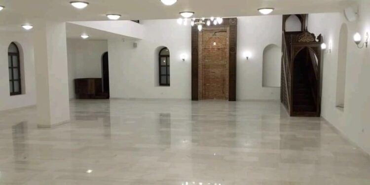 Restauracija, renoviranje ili skrnavljenje Arap džamije?
