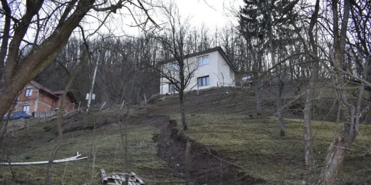 Priboj: Proradilo klizište iznad hidroelektrane, vlasniku ponuđeno 40.000 evra za dvije kuće