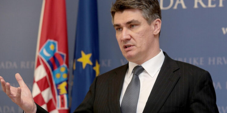 Hrvatski predsjednik o mijenjanju granica na Balkanu:”Dalje prste od BiH”