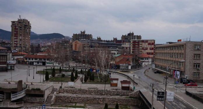 TRAGEDIJA: TIJELO DJEVOJKE (27) PRONAĐENO U PORODIČNOJ KUĆI U NOVOM PAZARU, PORED NJE PIŠTOLJ