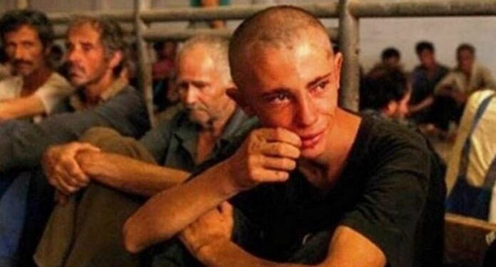 TRAGIČNA SUDBINA MLADIĆA SA FOTOGRAFIJE KOJA JE OBIŠLA SVIJET: OVO JE ISTINA O NJEMU