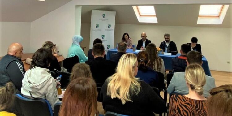 BOSANSKI JEZIK U IDENTITETU BOŠNJAKA – STRATEGIJA OPSTANKA