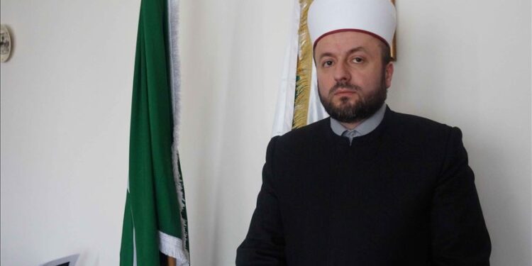Muftija Sandžački čestitao Dan bošnjačke nacionalne zastave