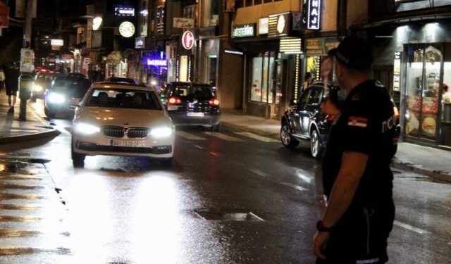 VELIKA POLICIJSKA AKCIJA U NOVOM PAZARU: Pretresi objekata, vozila i lica na više lokacija