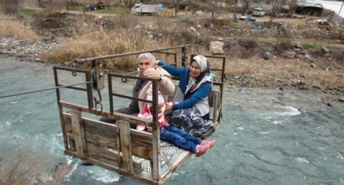 Turska: Neobične žičare koriste za prijevoz i transport