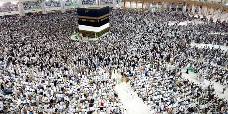 SAUDIJSKA ARABIJA: OVE GODINE NEMA HADŽA ZA STRANE DRŽAVLJANE