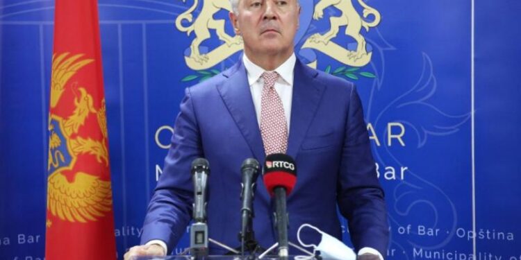 Đukanović: Srebrenica nije dvorište Srbije, već dvorište Bosne; Novi izbori ako rearanžiranje Vlade ne uspije