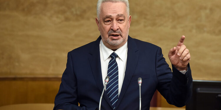 Krivokapić: Đukanović da ne izgovara riječi koje zvuče kao prijetnje