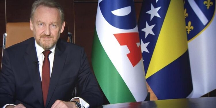 Izetbegović: Ova presuda pomoći će i srpskom narodu