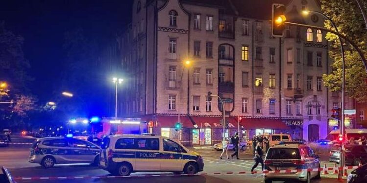 Pucnjava na Novopazarce ispred šiša-bara u Berlinu: Jedan podlegao povredama, dvojica povrijeđenih