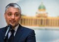 Jovanović za Faktor: Napala me grupa “Hijene”, oni skandiraju “Nož, žica, Srebrenica” i “Ubij, zakolji”