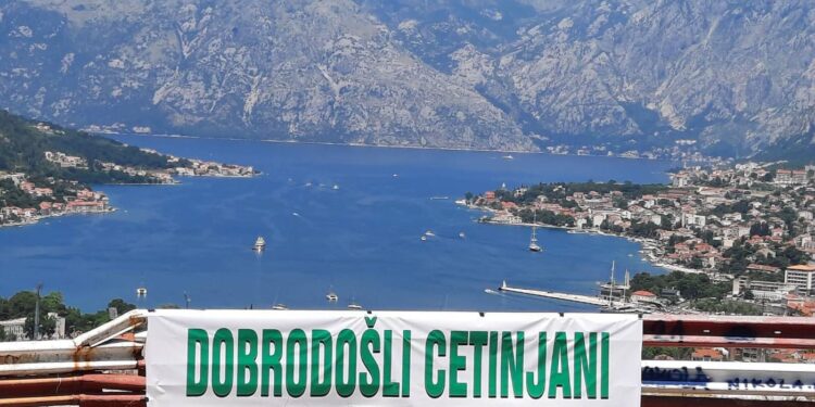 Kotorani poslali Cetinjanima poruku dobrodošlice