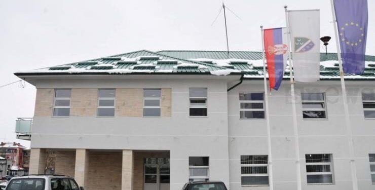 Skupština Sjenice: SNS/SPP protiv pomoći porodiljama