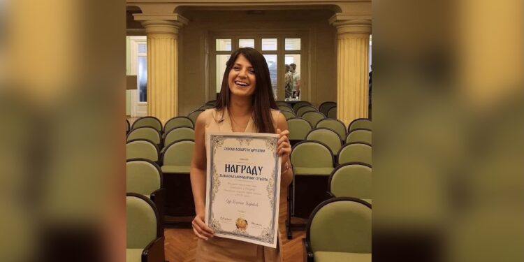 Tutinka Emina Ćorović najbolji diplomirani student Medicine Srbije u 2019.godini