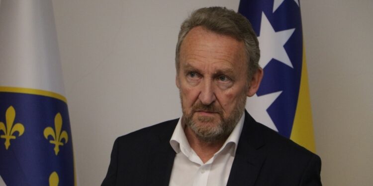 Izetbegović: Graditi politiku na negiranju genocida je posljednja stvar koja može uspjeti