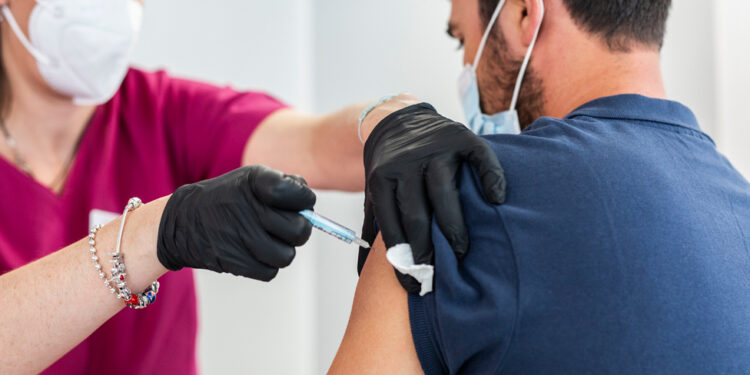Korona virus i vakcine: Upala srčanog mišića povezana sa cjepivima Fajzer i Moderna