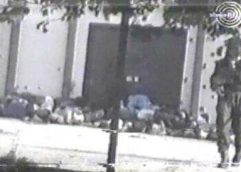 (VIDEO) 13. juli: Dan kada je u Srebrenici krenulo masovno ubijanje