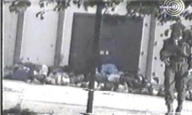 (VIDEO) 13. juli: Dan kada je u Srebrenici krenulo masovno ubijanje