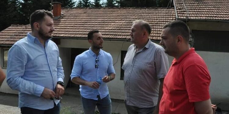 Asfaltiran put do deponije Golo brdo