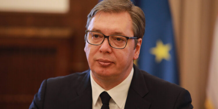 Štamparije uplašene od Vučića: Beogradski dnevni list se štampa u Hrvatskoj
