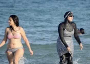 Ima li burkini uopšte veze s religijom ili je riječ o pukom egzibicionizmu?! Evo šta kaže muftija Ljevaković i šta propisuje šerijat…