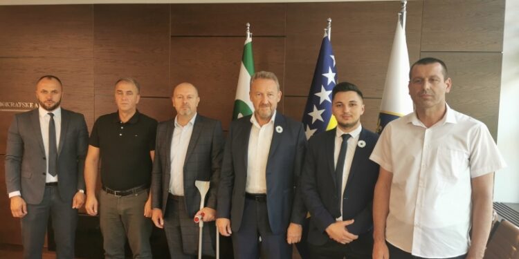 Izetbegović ugostio nove predsjednike odbora SDA iz Srebrenika, Gradačca, Doboj Istoka i Sapne