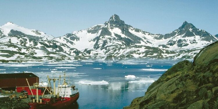 Grenland zabranjuje istraživanja nafte zbog klimatskih promjena