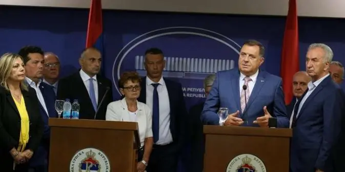 (VIDEO) DODIKU TREBA PRIZNATI, NEPREVAZIĐENI JE MANIPULATOR: Opozicionare u RS-u je pretvorio u svoje LUTKE NA KONCU, neki se već hvataju za glavu