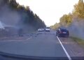 (VIDEO) Rusija: Snimljen frontalni sudar kamiona i automobila, prizori su strahoviti