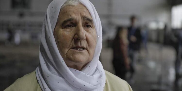 Munira Subašić: Oko 570 majki Srebrenice preminulo, a nisu našle kosti najmilijih