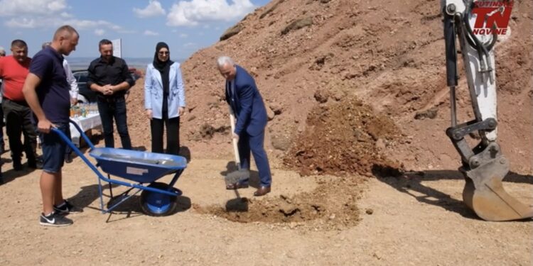 (VIDEO) Postavljen kamen temeljac za bazene na Pešterskom vodovodu