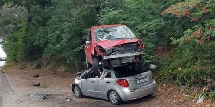 BJELOPOLJAC VOZIO PIJAN I ZAVRŠIO NA KROVU DRUGOG AUTOMOBILA