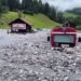 ZASTRAŠUJUĆI VIDEO: KLIZIŠTE ZATRPALO VOZ U SNAŽNOM NEVREMENU U AUSTRIJI